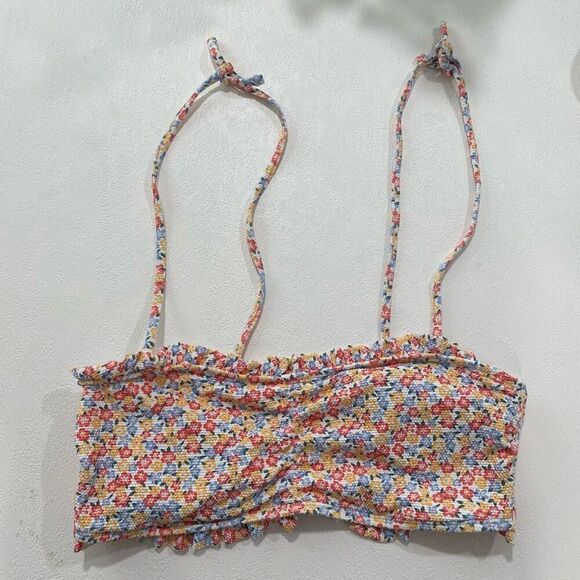 Hollister Smocked Floral Bikini Top | Ruffle Tie-Strap Swim | Size L - Picture 1 of 6
